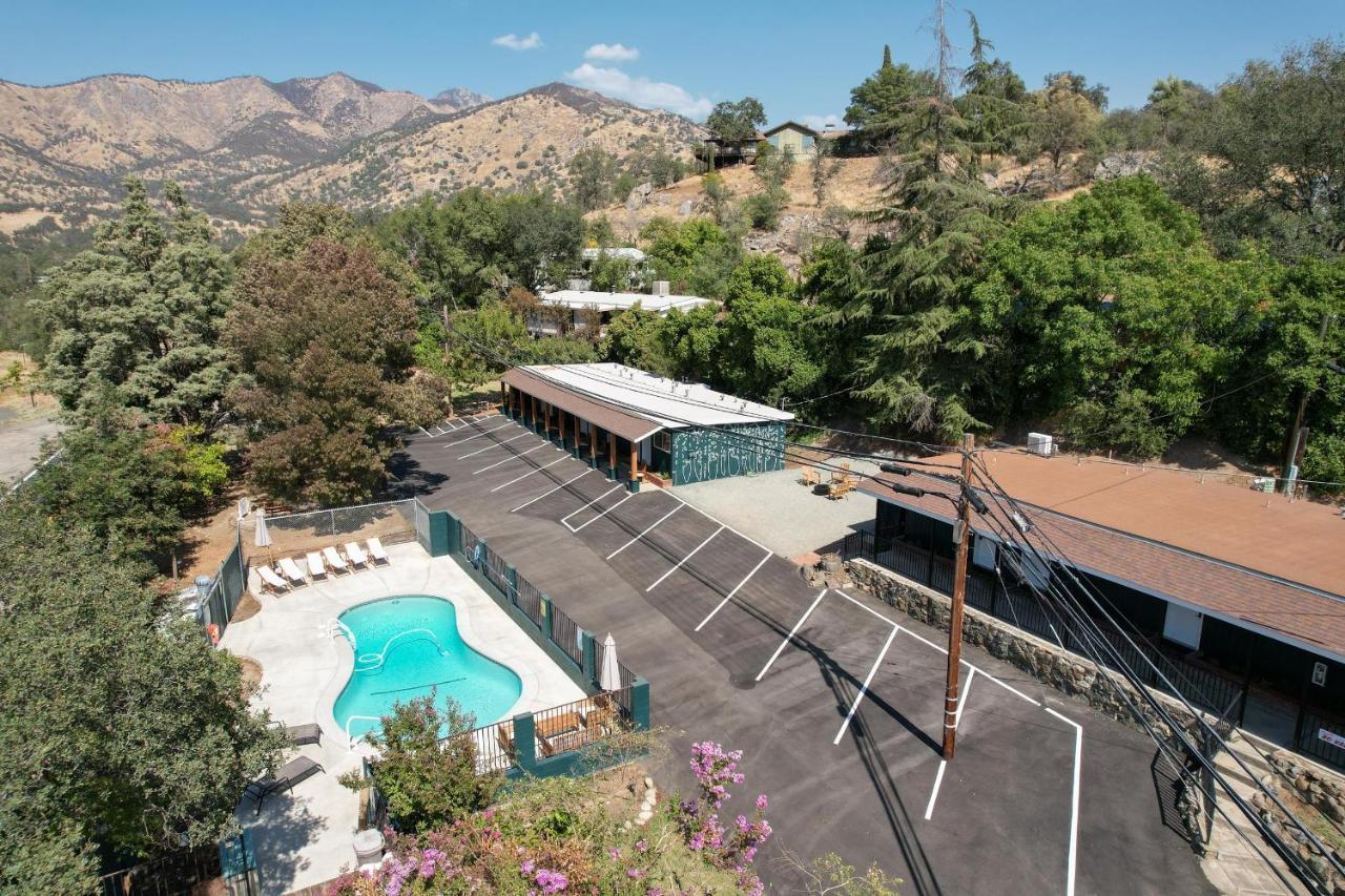 ת'רי ריברס The Belle Sequoia Motel Rm9 מראה חיצוני תמונה