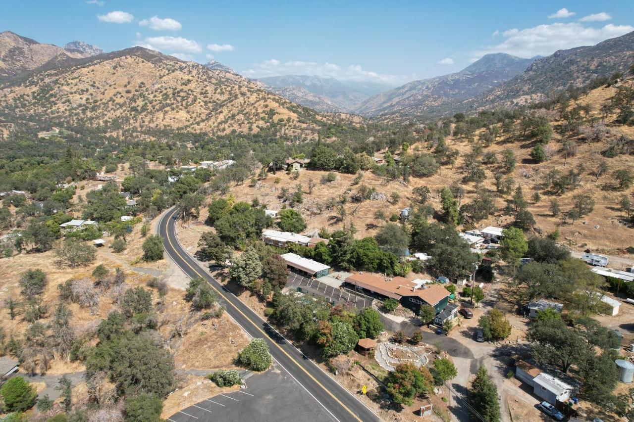 ת'רי ריברס The Belle Sequoia Motel Rm9 מראה חיצוני תמונה