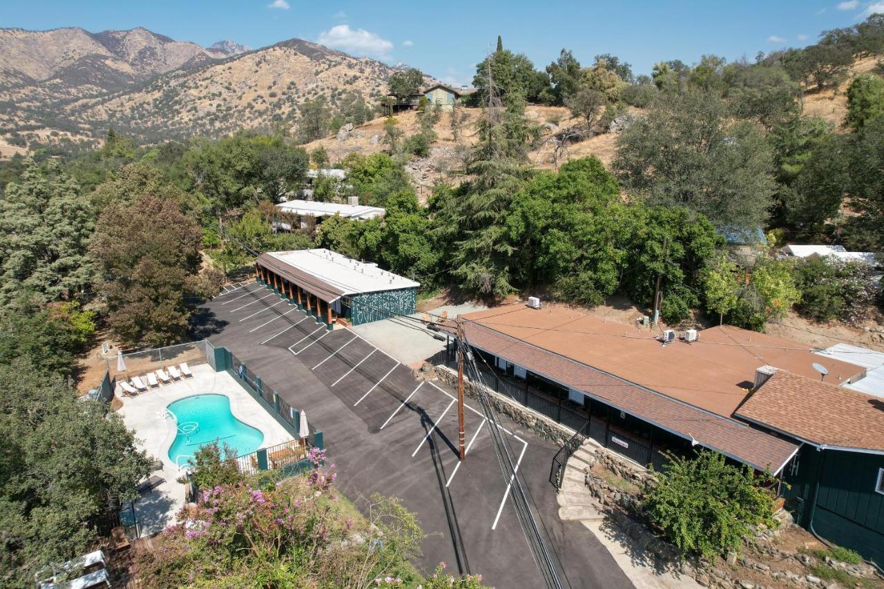 ת'רי ריברס The Belle Sequoia Motel Rm9 מראה חיצוני תמונה