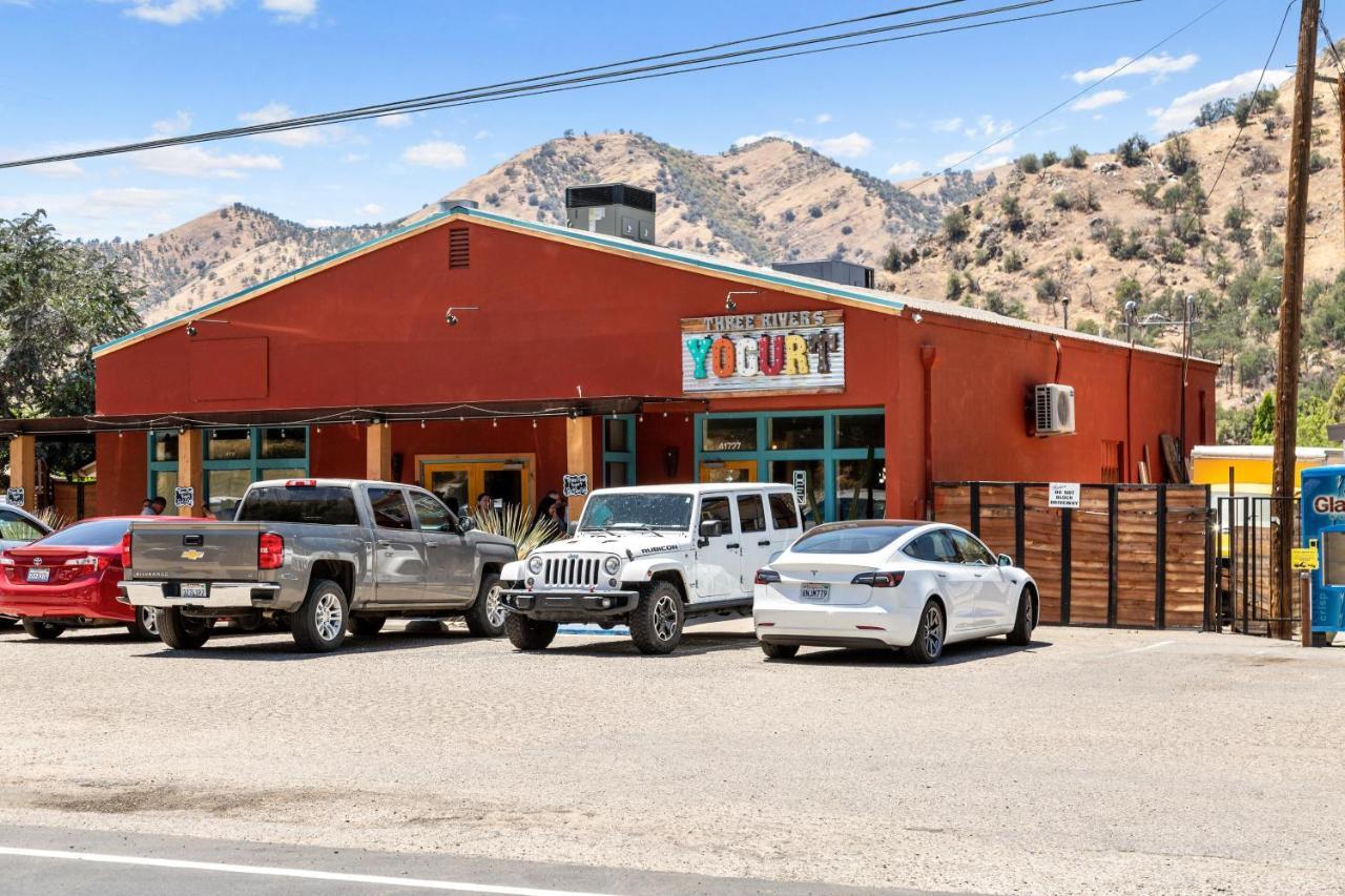 ת'רי ריברס The Belle Sequoia Motel Rm9 מראה חיצוני תמונה
